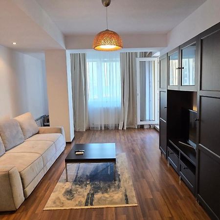 Apartment Summerland Мамая Екстериор снимка