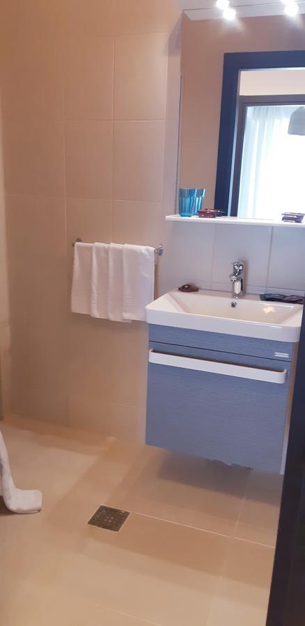 Apartment Summerland Мамая Екстериор снимка